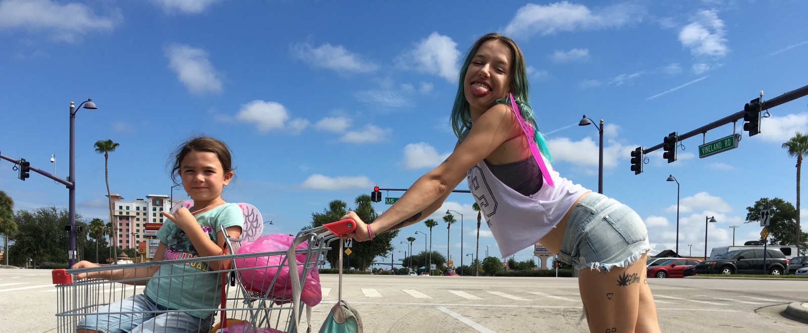 THE FLORIDA PROJECT trailer